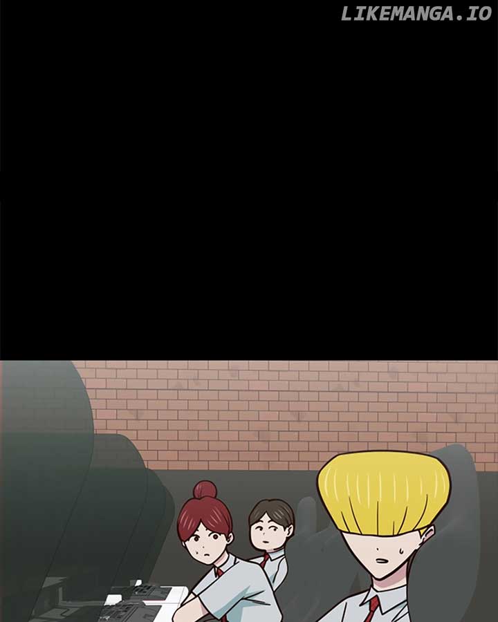 I’m the Only One Bullied by the New High School Student Chapter 37 - Page 42